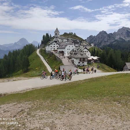 Holiday Home Il Tuo Piccolo Angolo Di Paradiso Tarvisio Exteriör bild
